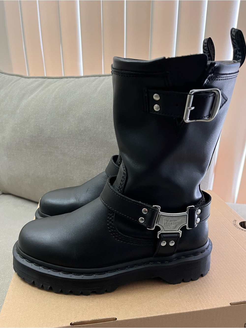 Dr.Martens Anistone HI Boots - Picture 4 of 8